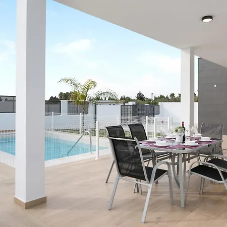 Sandra Solo Familias Кадіс