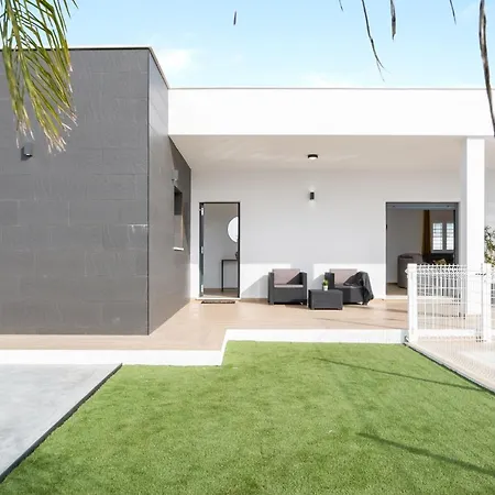 Sandra Solo Familias בית נופש