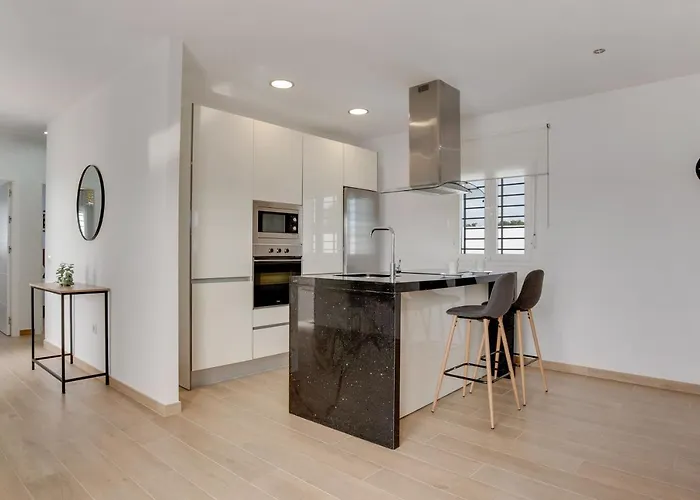 Sandra Solo Familias Кадіс