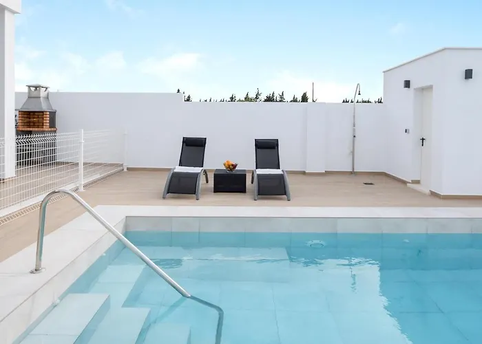 Sandra Solo Familias 펜션 카디스